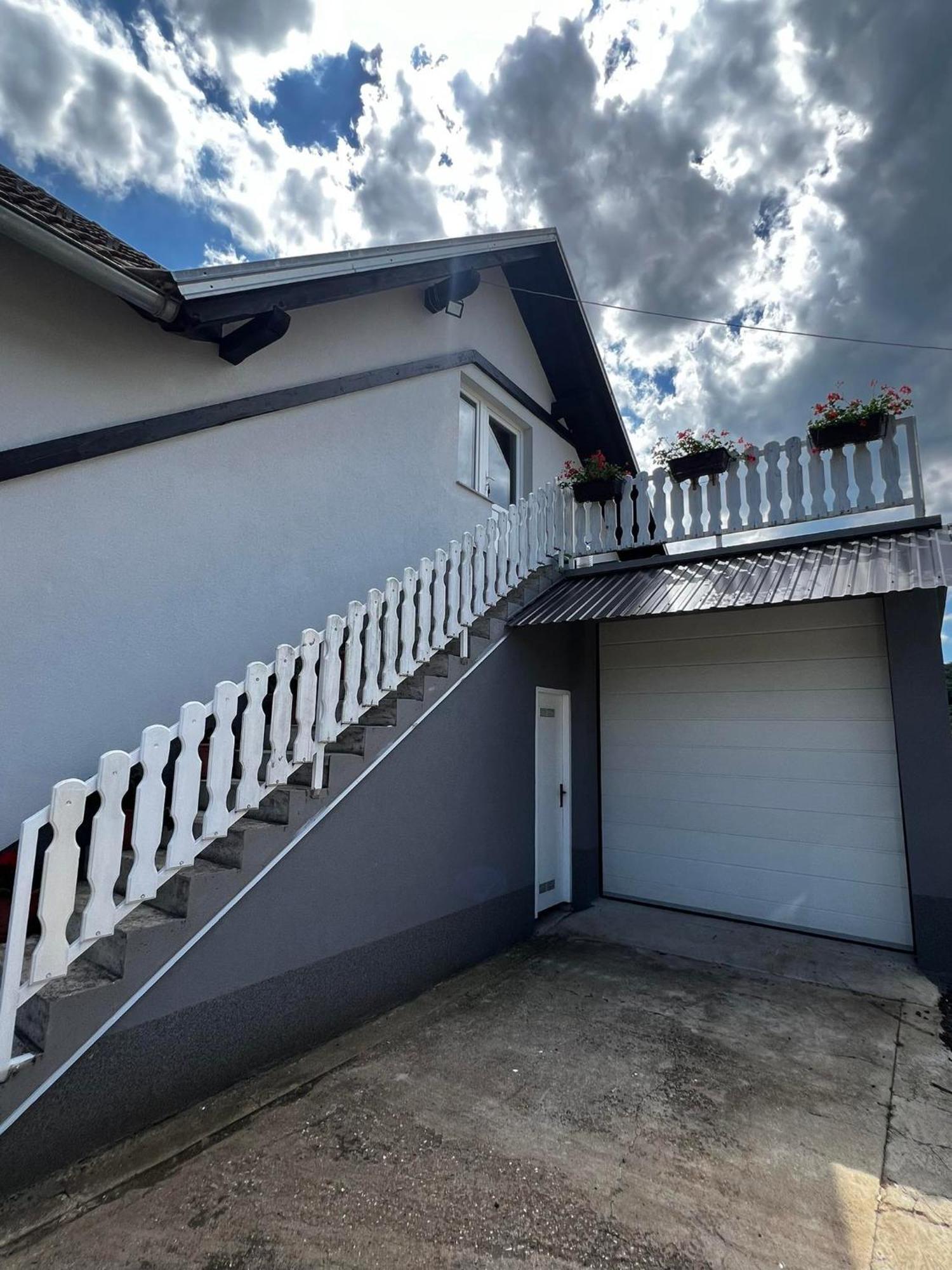 Ferienwohnung Apartman Matej Otočac Exterior foto