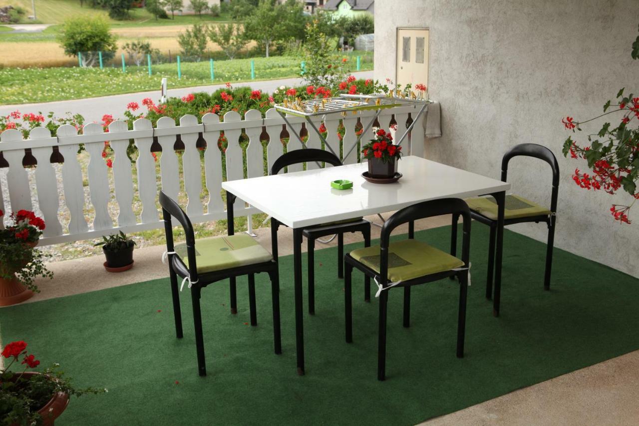 Ferienwohnung Apartman Matej Otočac Exterior foto